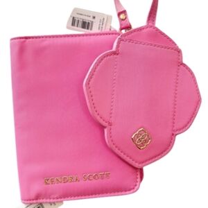 KENDRA SCOTT TRAVEL SET PINK NWT